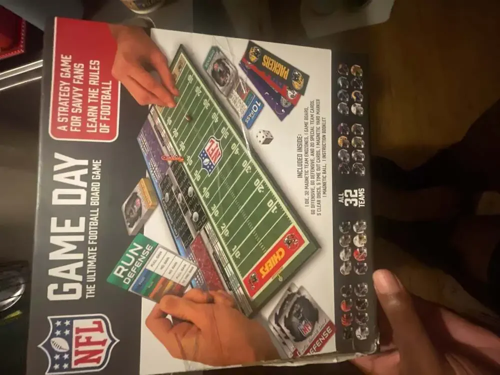 NFL Game Day The Ultimate Football Board Game Featuring 32 Teams